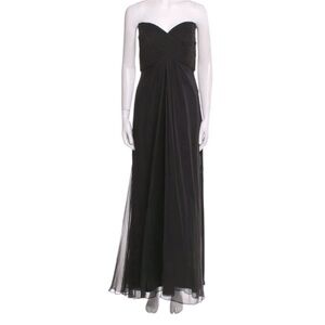 Tadashi Shoji Women’s Black Chiffon Strapless Pleated Sweetheart Neck Gown sz 8